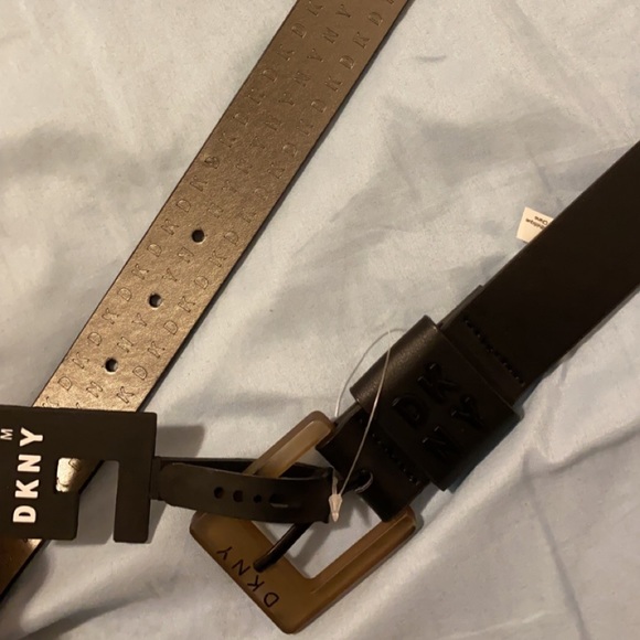 DKNY BELT - Picture 3 of 5